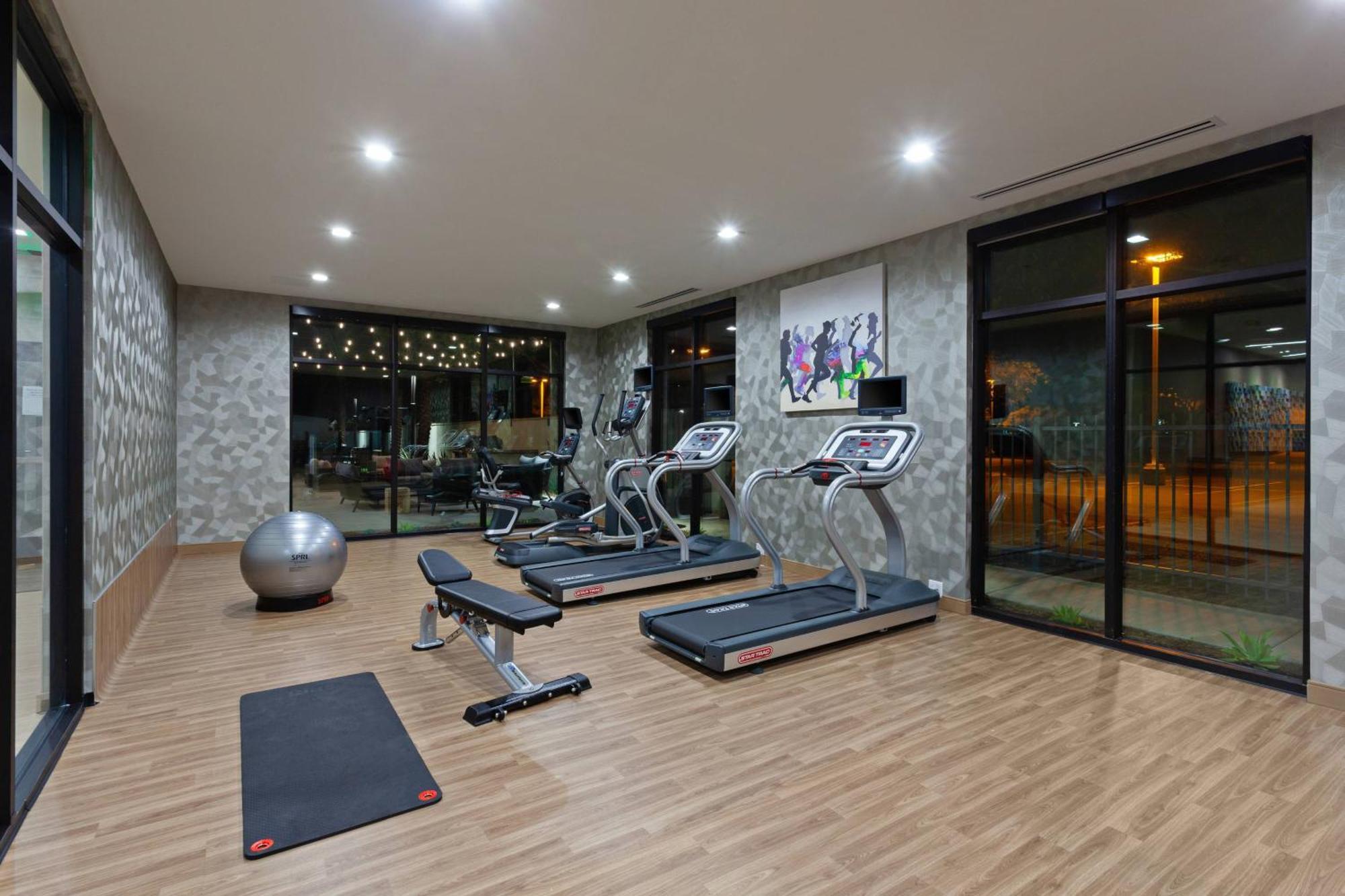 Towneplace Suites By Marriott San Diego Central Ngoại thất bức ảnh